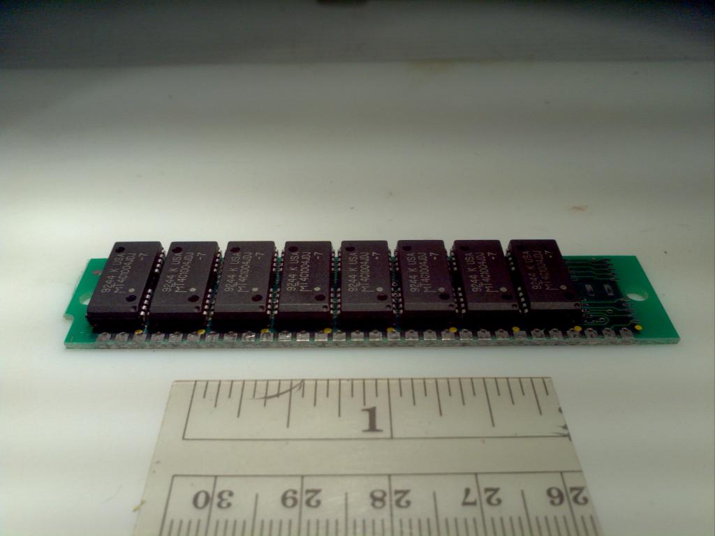 Интегральная плата Micron MT8D48M-7