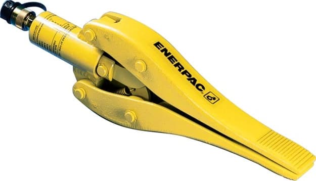 Enerpac WR15 - Hydraulic Wedgie & Spread Cylinder, 0.75 Tons, 11.5' Maximum Spread