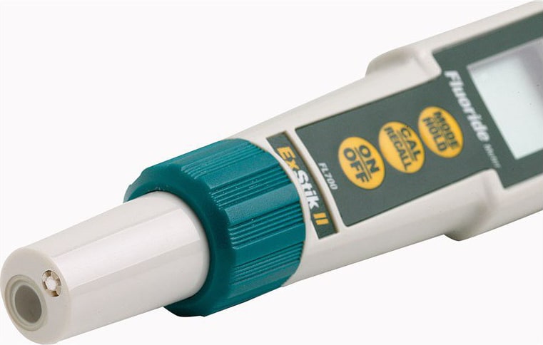 Extech FL700-B Dissolved Oxygen Meter / Fluoride - Style (Dissolved Oxygen Meter/Fluoride): Hand-Held, Measure Dissolved Oxygen: No, Measure Fluoride: Yes