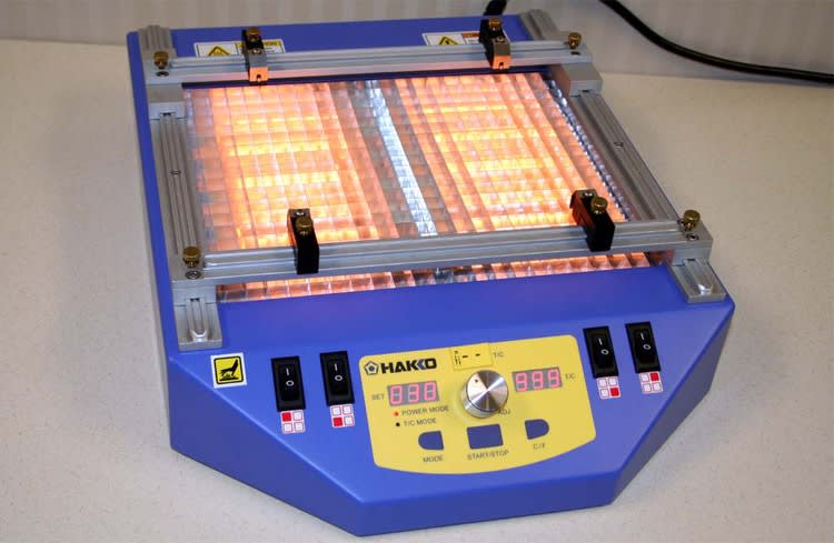 Hakko FR1012B-01 Infrared Board Preheater