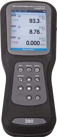 Oakton WQ380 - Waterproof 3-Channel Smart Handheld Meter