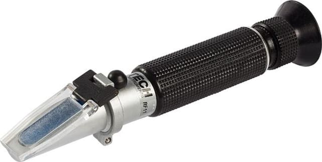 Extech RF11 Refractometers / BRIX - Style: Hand-Held, Measured Solution: Brix, Temperature Compensation: Yes