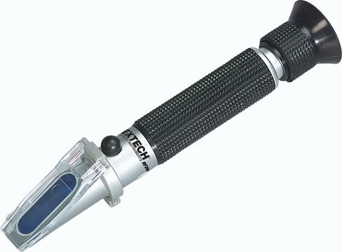 Extech RF20 Refractometers / BRIX - Style: Hand-Held, Measured Solution: Brix, Temperature Compensation: Yes
