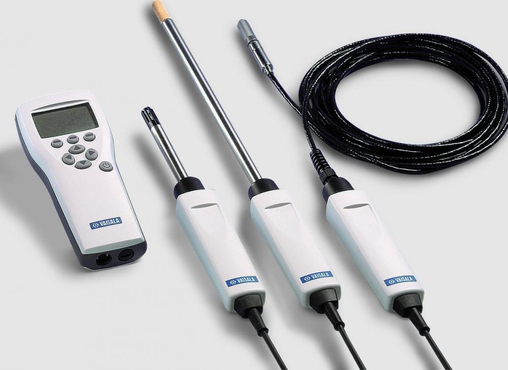 Vaisala HM70 Hand-held Humidity and Temperature Meter, 1 %RH with HMP77 Probe
