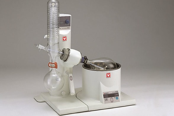 Yamato RE-301-BW - Rotary Evaporator w/ BM500 Water Bath (4L) & Glassware Set B