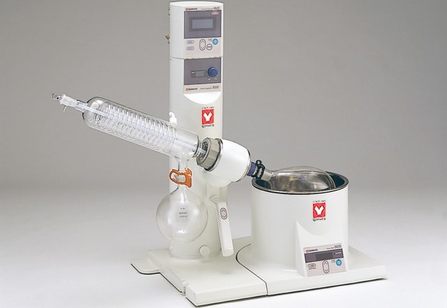 Yamato RE-801-AW2 - Rotary Evaporator w/ BM510 Water Bath (4L) & Glassware Set A, VR800 Controller