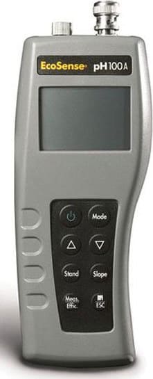 YSI pH100CCA-04 pH100A Meter Kit, pH100A, 4M Probe/Cable and Carrying Case