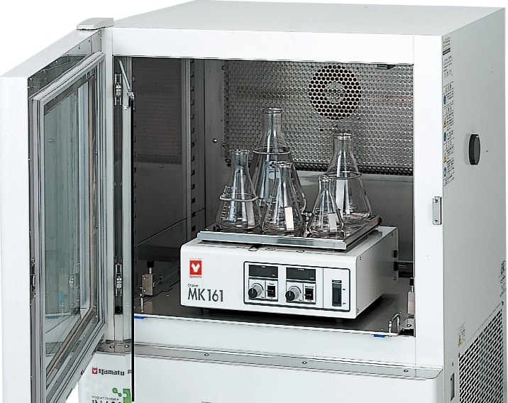 Yamato IN-604WMK-115V - Low Temperature Incubator w/ Window & MK161 Shaker, Programmable, 143L, 115V